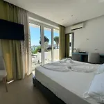 Delfini Saranda
