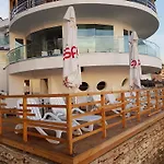 Hotel Delfini 3*