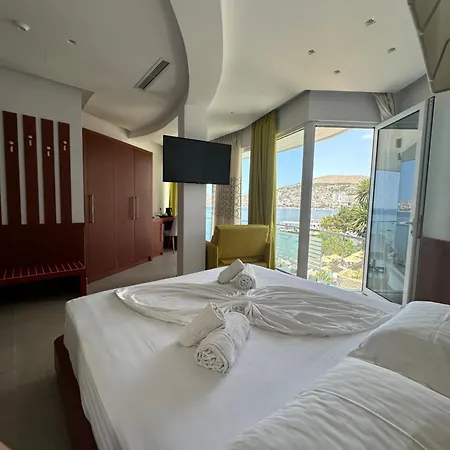 Delfini Hotel Sarandë