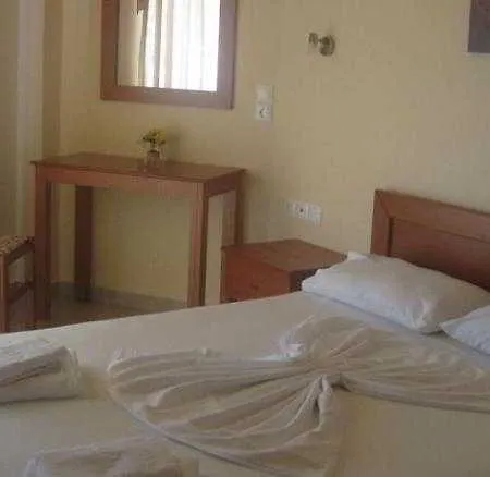 Hotel Delfini Sarandë