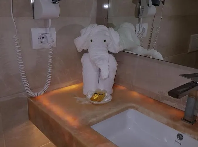 Otel Delfini Saranda