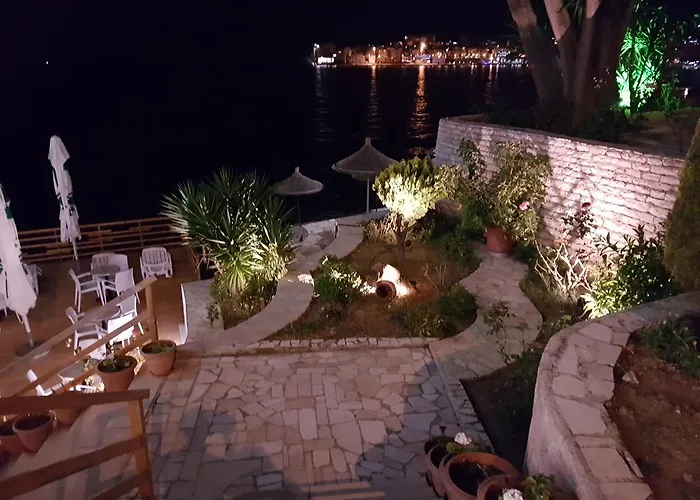 Delfini 酒店 Sarandë