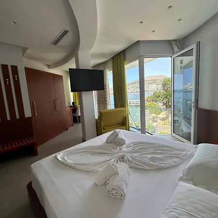 ホテル Delfini Sarandë