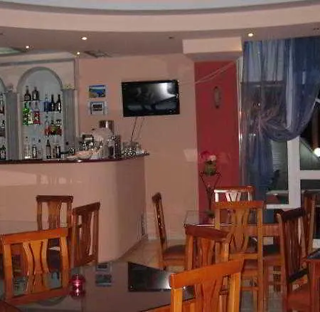Delfini Hotel 3*