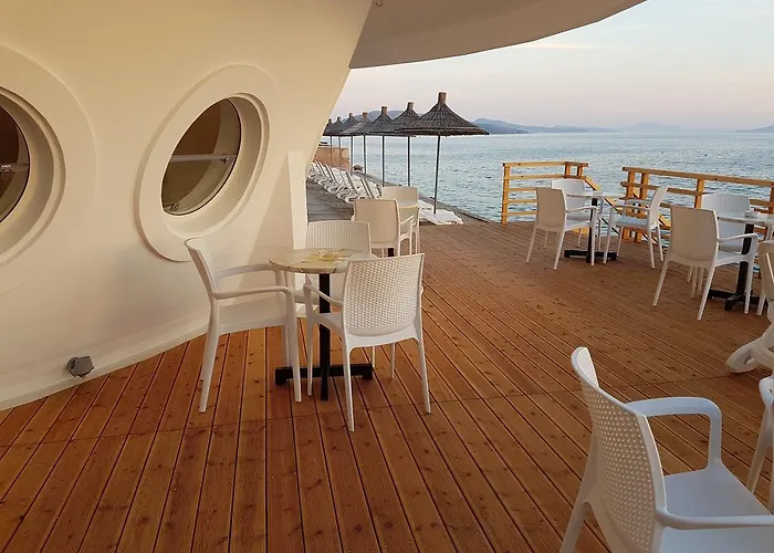 Delfini Hotel Sarandë